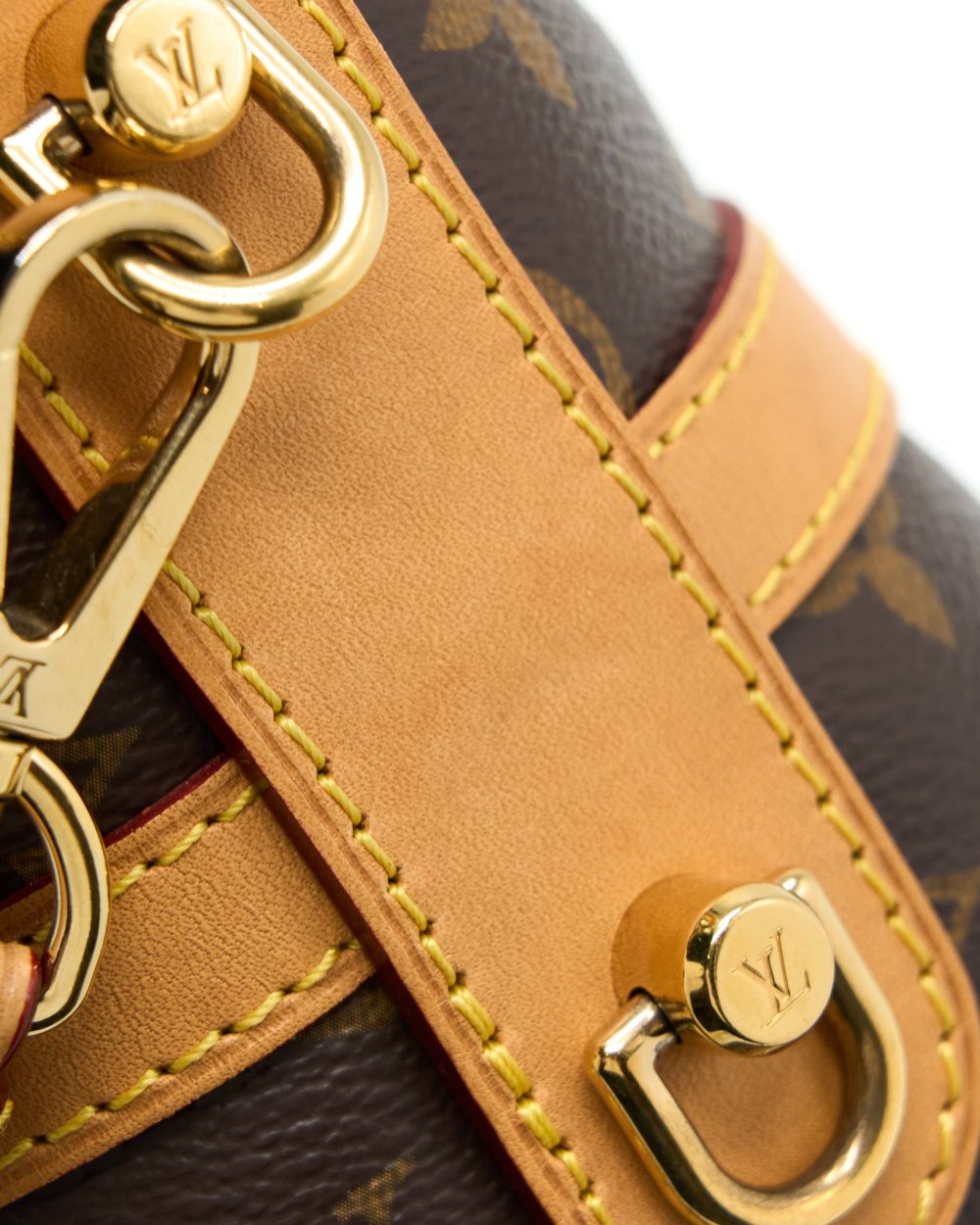 AAA Replica Louis Vuitton LV DUFFLE BAG MONOGRAM CANVAS GHW