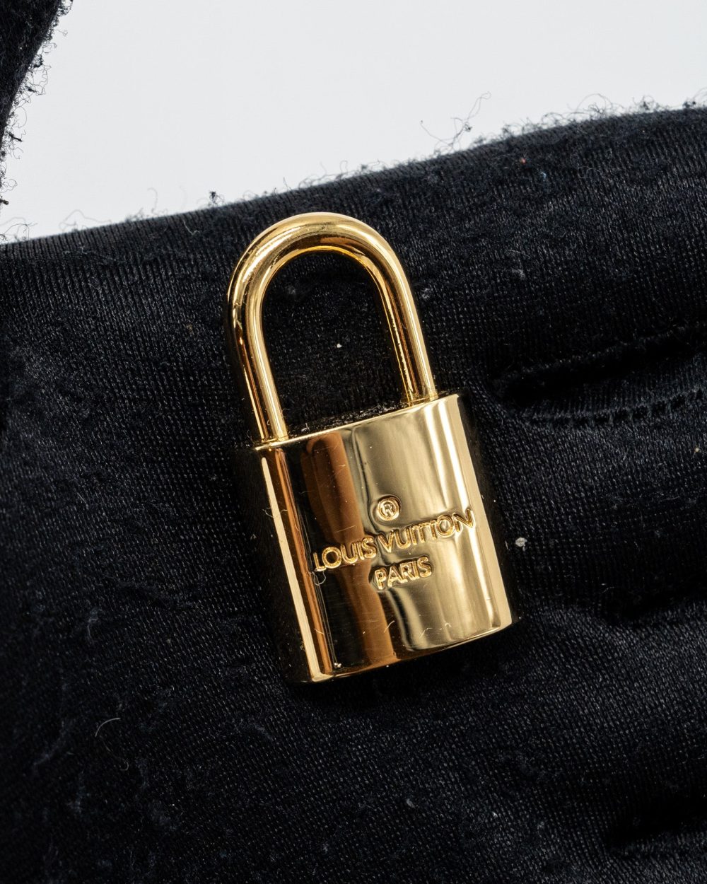 AAA Replica Louis Vuitton LV NEO ALMA BB MONOGRAM EMPREINTE BLACK GHW (NEW VERSION)