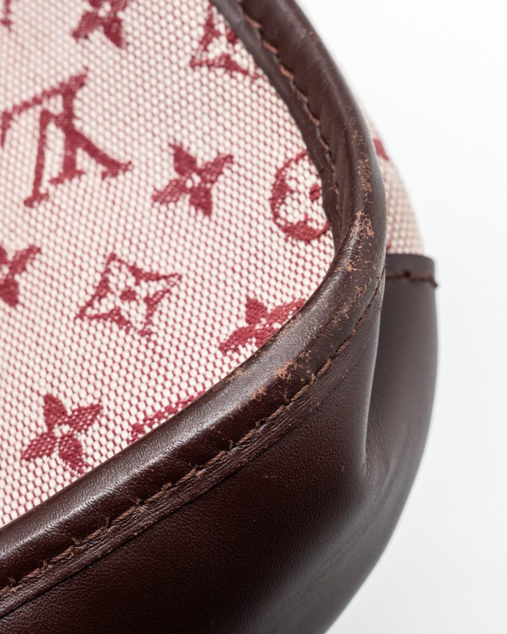 AAA Replica Louis Vuitton LV VINTAGE FLAP SHOULDER BAG FABRIC / LEATHER DARK PINK GHW