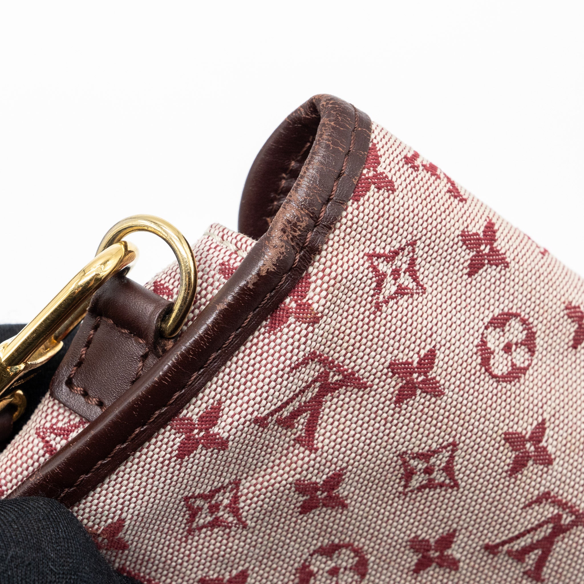 AAA Replica Louis Vuitton LV VINTAGE FLAP SHOULDER BAG FABRIC / LEATHER DARK PINK GHW