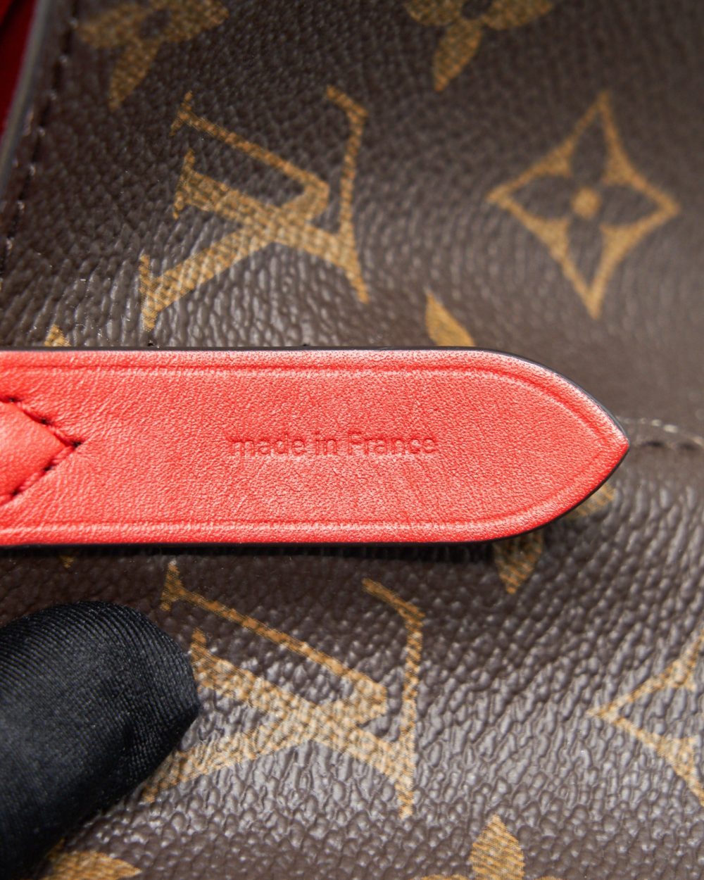 AAA Replica Louis Vuitton LV NEO NOE MONOGRAM CANVAS IN RED
