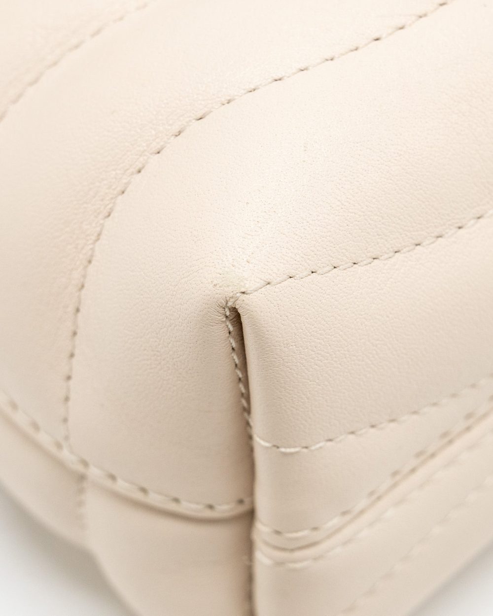 AAA Replica Louis Vuitton LV HOLD ME NEW WAVE BAG CALFSKIN IVORY GHW
