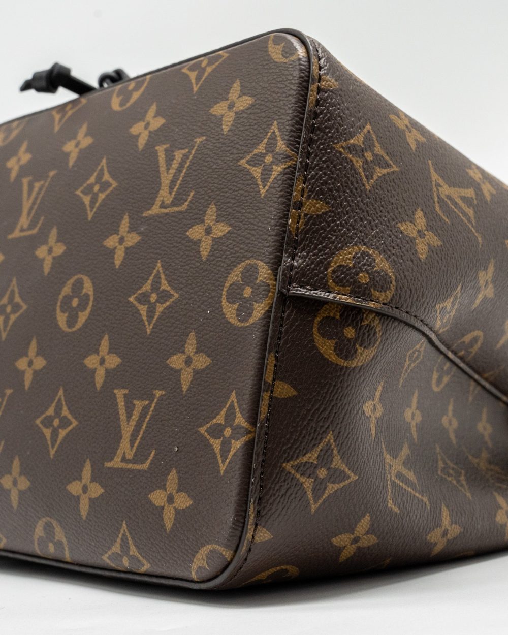 AAA Replica Louis Vuitton LV NEO NOE MONOGRAM CANVAS BLACK GHW 