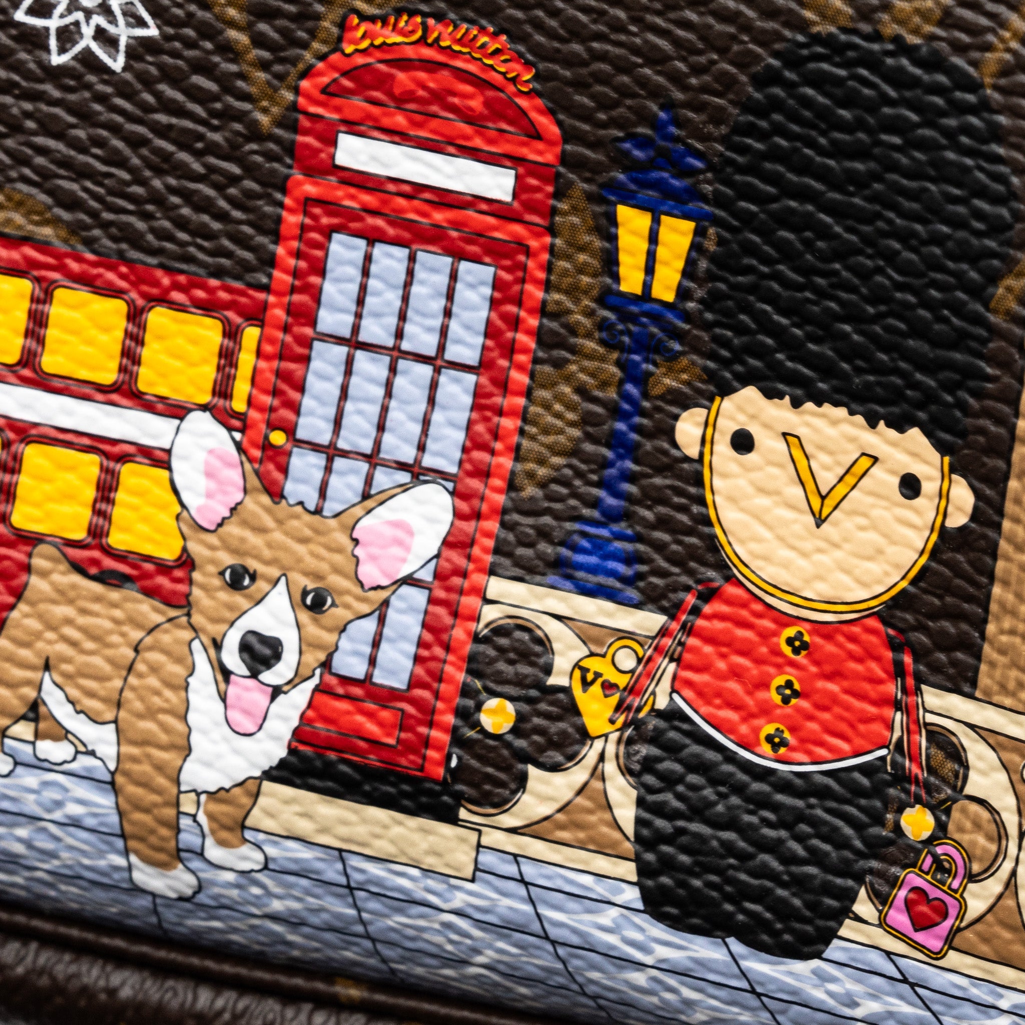 AAA Replica Louis Vuitton LV MINI POCHETTE ACCESSORIES 2021 XMAS LONDON LIMITED EDITION MULTICOLOUR GHW