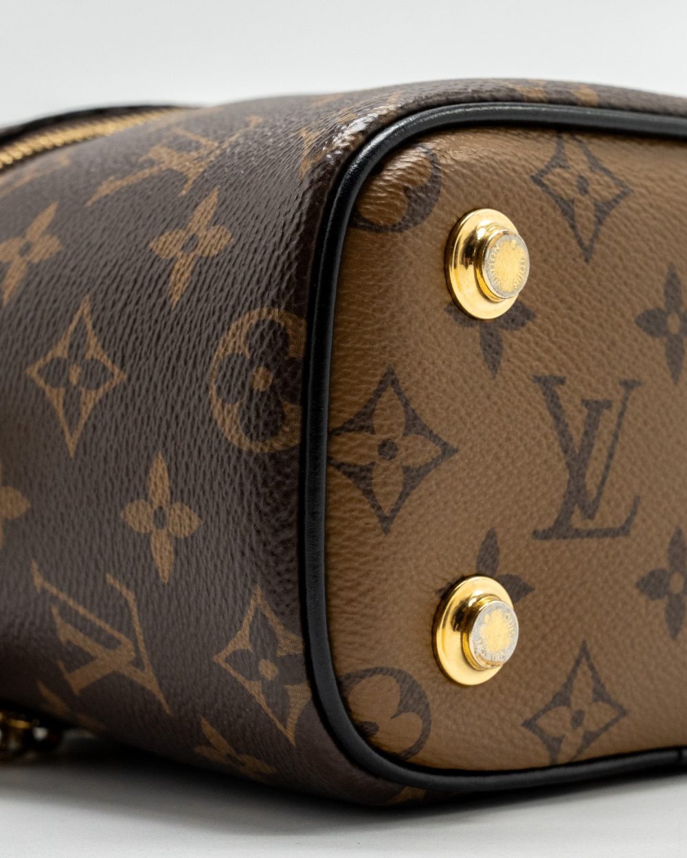 AAA Replica Louis Vuitton LV VANITY CASE PM MONOGRAM REVERSE CANVAS GHW