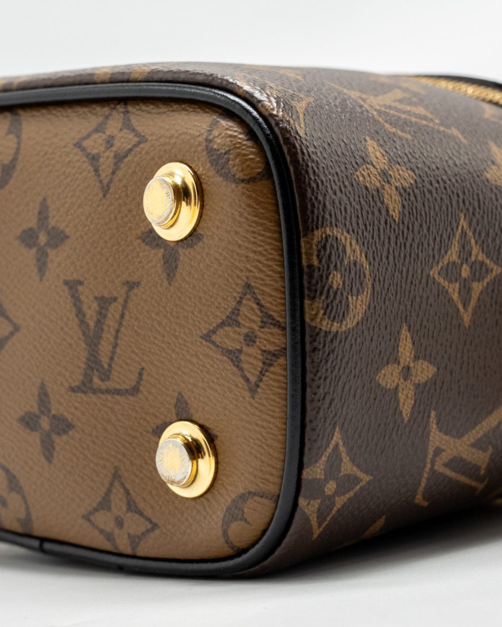AAA Replica Louis Vuitton LV VANITY CASE PM MONOGRAM REVERSE CANVAS GHW