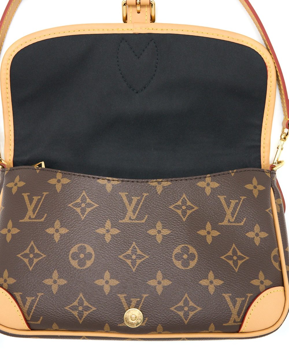 AAA Replica Louis Vuitton LV DIANE BAG MONOGRAM CANVAS GHW