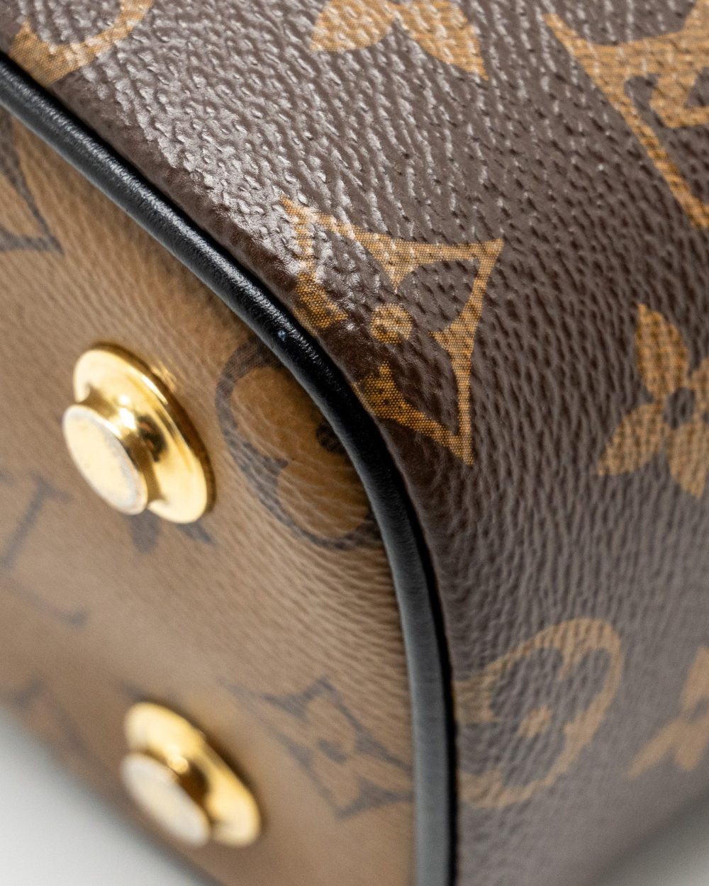 AAA Replica Louis Vuitton LV VANITY CASE PM MONOGRAM REVERSE CANVAS GHW