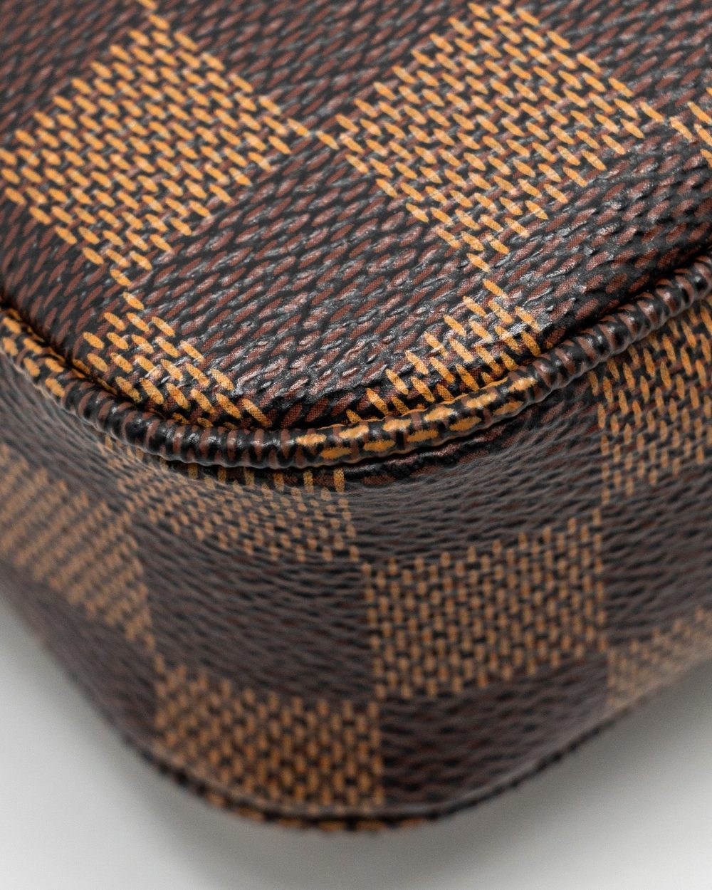 AAA Replica Louis Vuitton LV POCHETTE ACCESSOIRES DAMIER EBENE CANVAS GHW