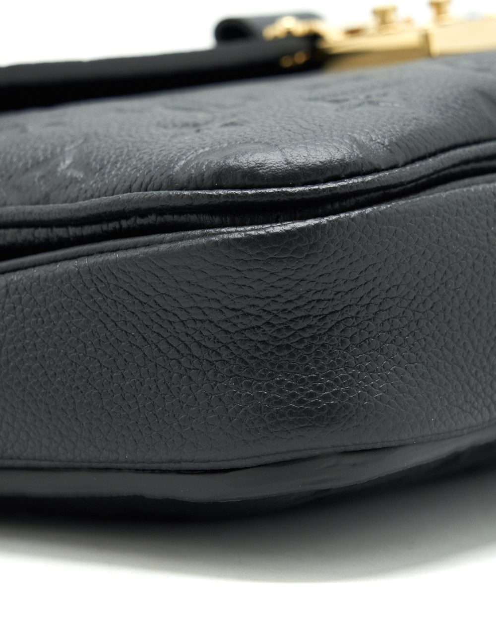 AAA Replica Louis Vuitton LV METIS POCHETTE MONOGRAM EMPREINTE BLACK GHW