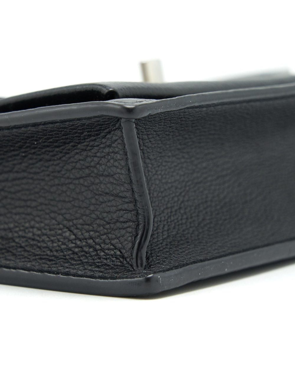 AAA Replica Louis Vuitton LV THE MY LOCKME CHAIN CROSSBODY BAG BLACK