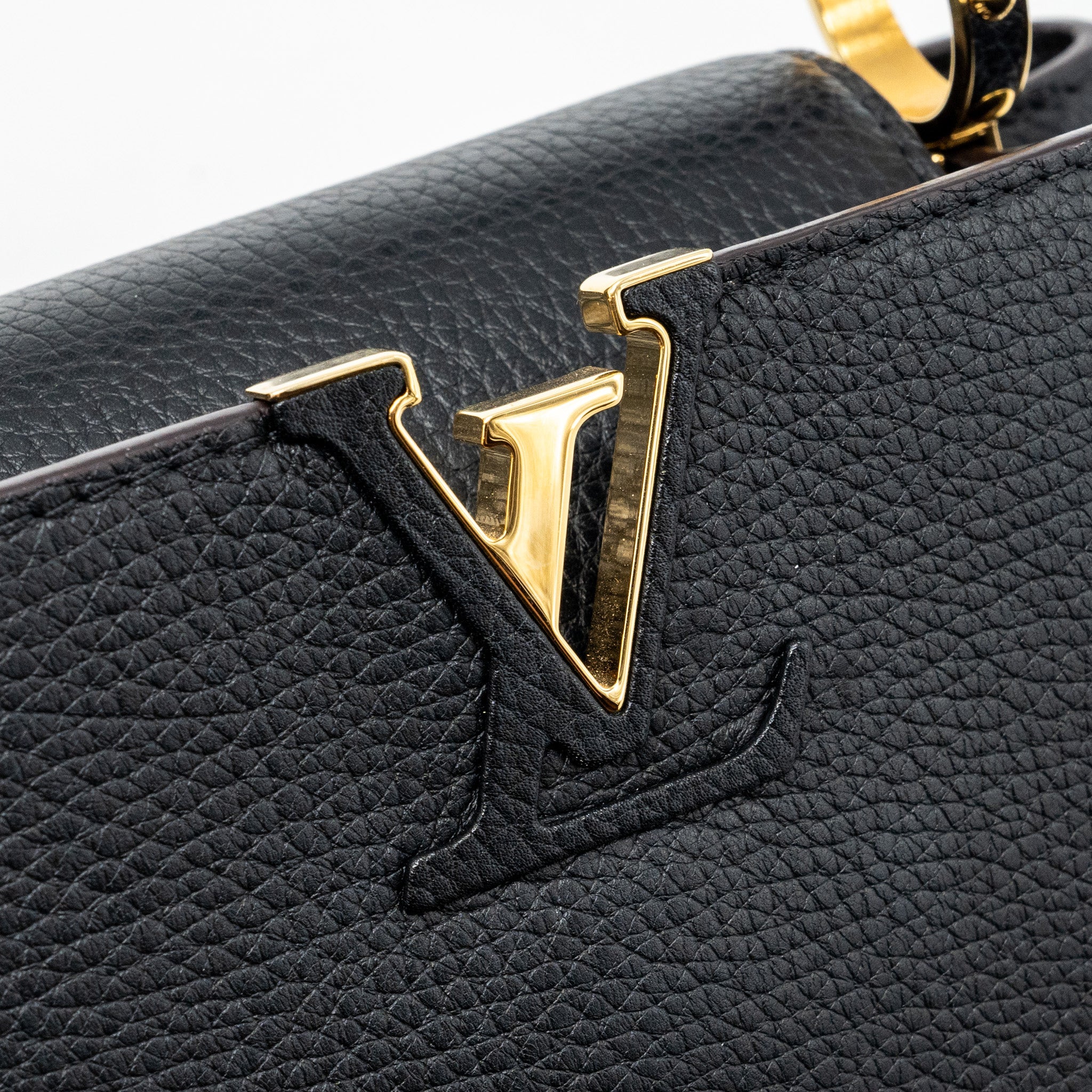 AAA Replica Louis Vuitton LV CAPUCINES BB TAURILLON BLACK / PINK GHW