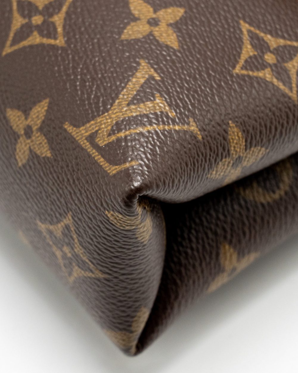 AAA Replica Louis Vuitton LV PALLAS CHAIN BAG MONOGRAM CANVAS/LEATHER RED GHW 
