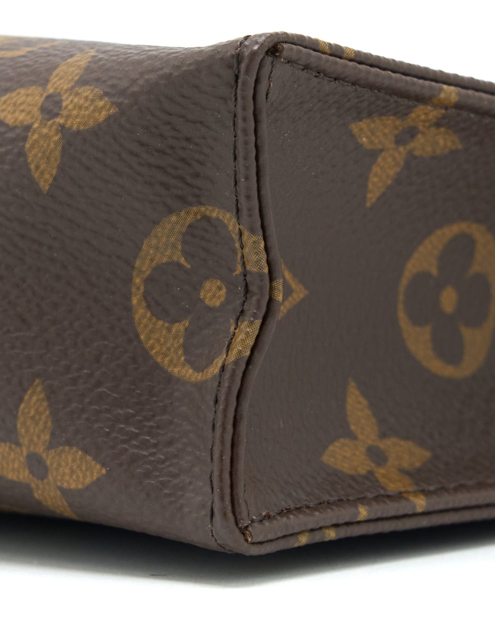 AAA Replica Louis Vuitton LV TOILETRY POCHETTE 26 MONOGRAM CANVAS GHW