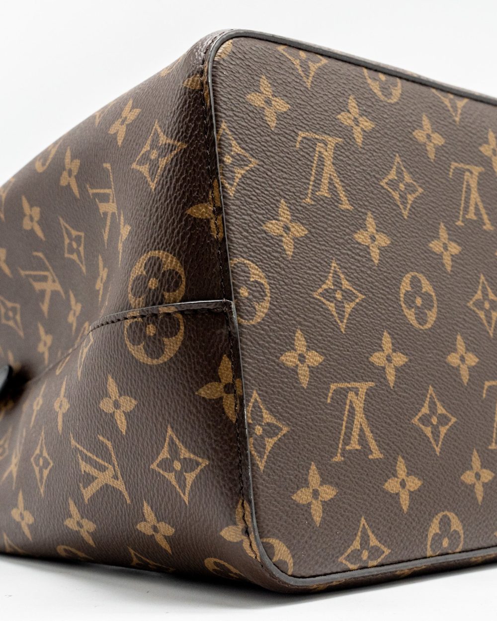 AAA Replica Louis Vuitton LV NEONOE MONOGRAM CANVAS BLACK GHW