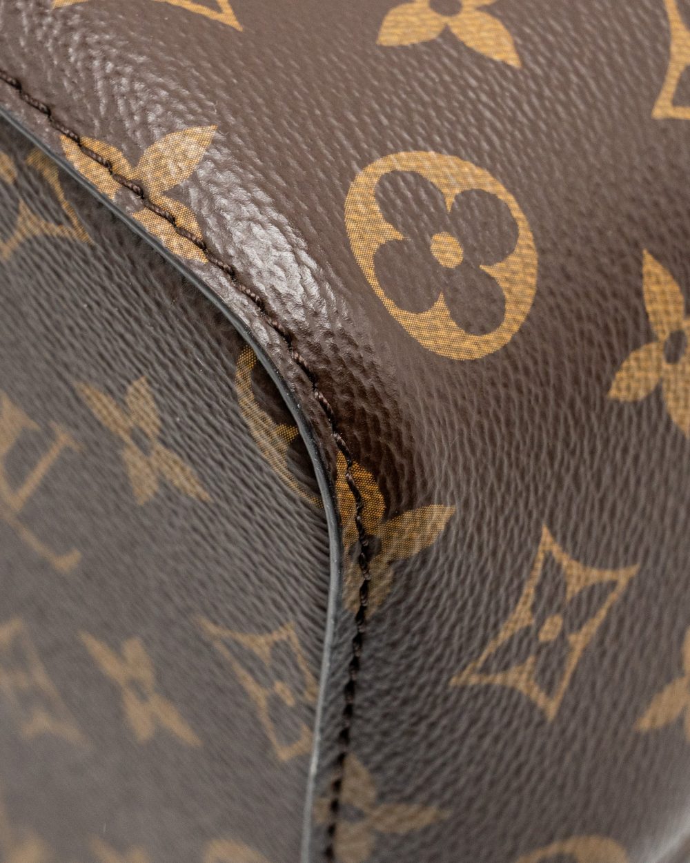 AAA Replica Louis Vuitton LV NEONOE MONOGRAM CANVAS BLACK GHW