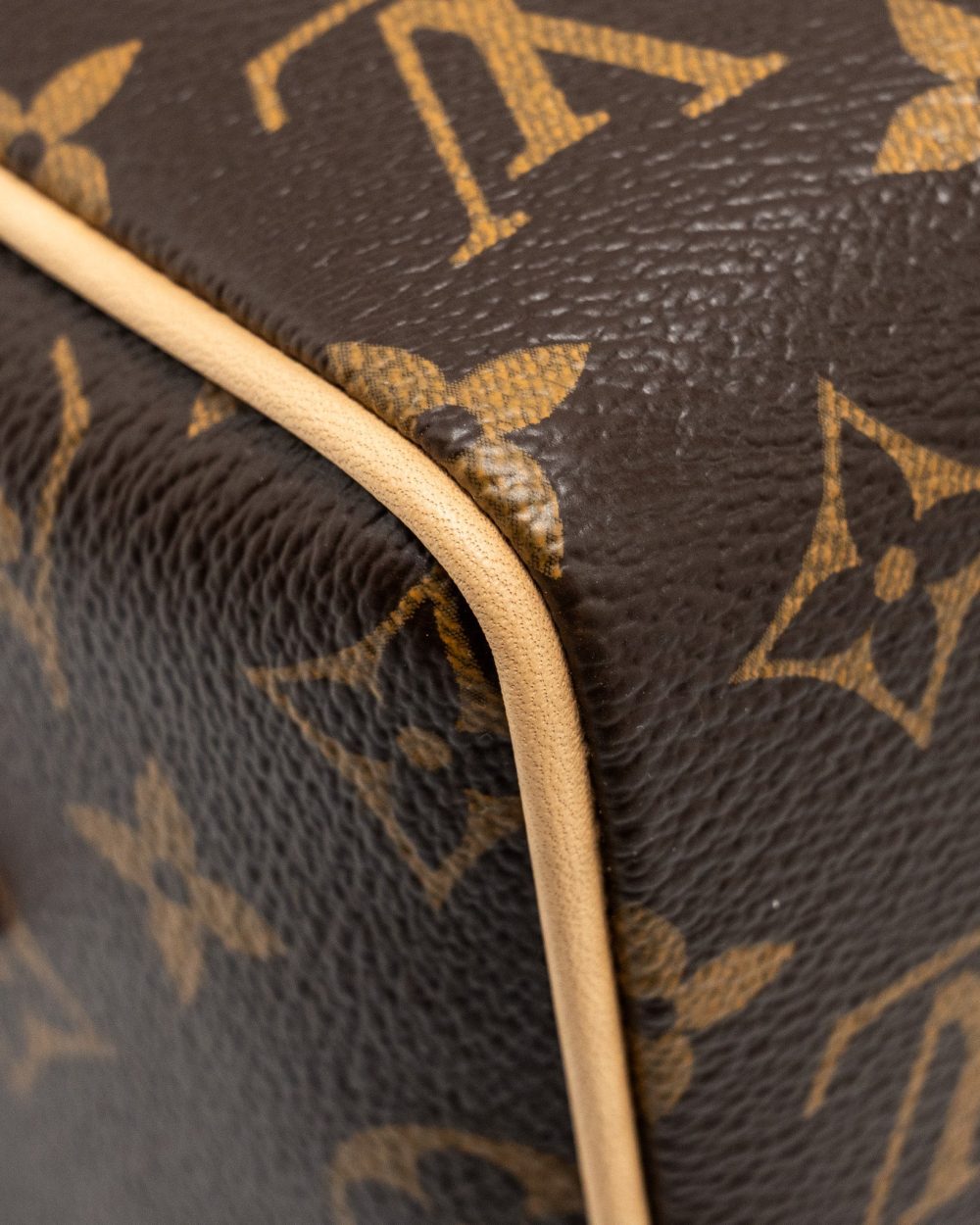 AAA Replica Louis Vuitton LV SPEEDY BANDOULIERE 20 MONOGRAM CANVAS BLACK STRAP GHW
