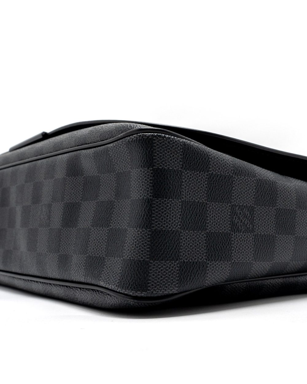 AAA Replica Louis Vuitton LV LARGE MESSENGER BAG DAMIER GRAPHITE CANVAS SHW
