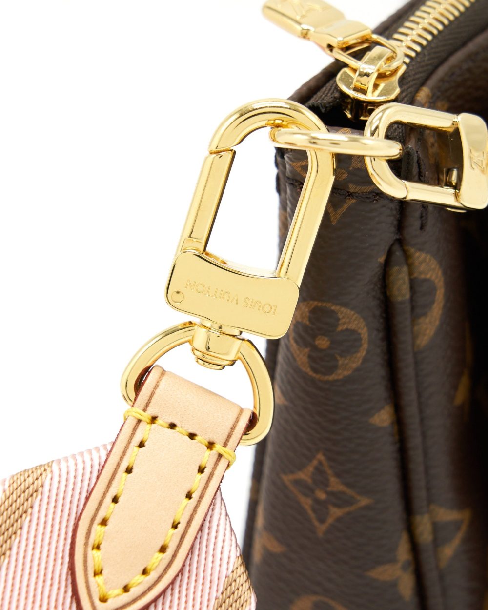 AAA Replica Louis Vuitton LV MULTI POCHETTE ACCESSORIES MONOGRAM CANVAS WITH ROSE CLAIR STRAP GHW