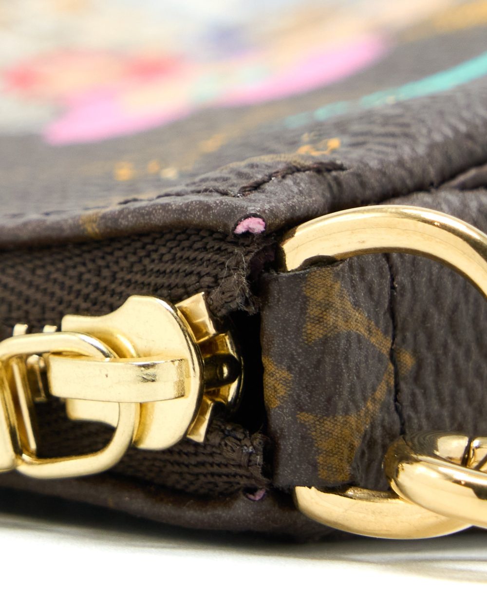 AAA Replica Louis Vuitton LV MINI POCHETTE ACCESSORIES MONOGRAM CANVAS/PINK GHW