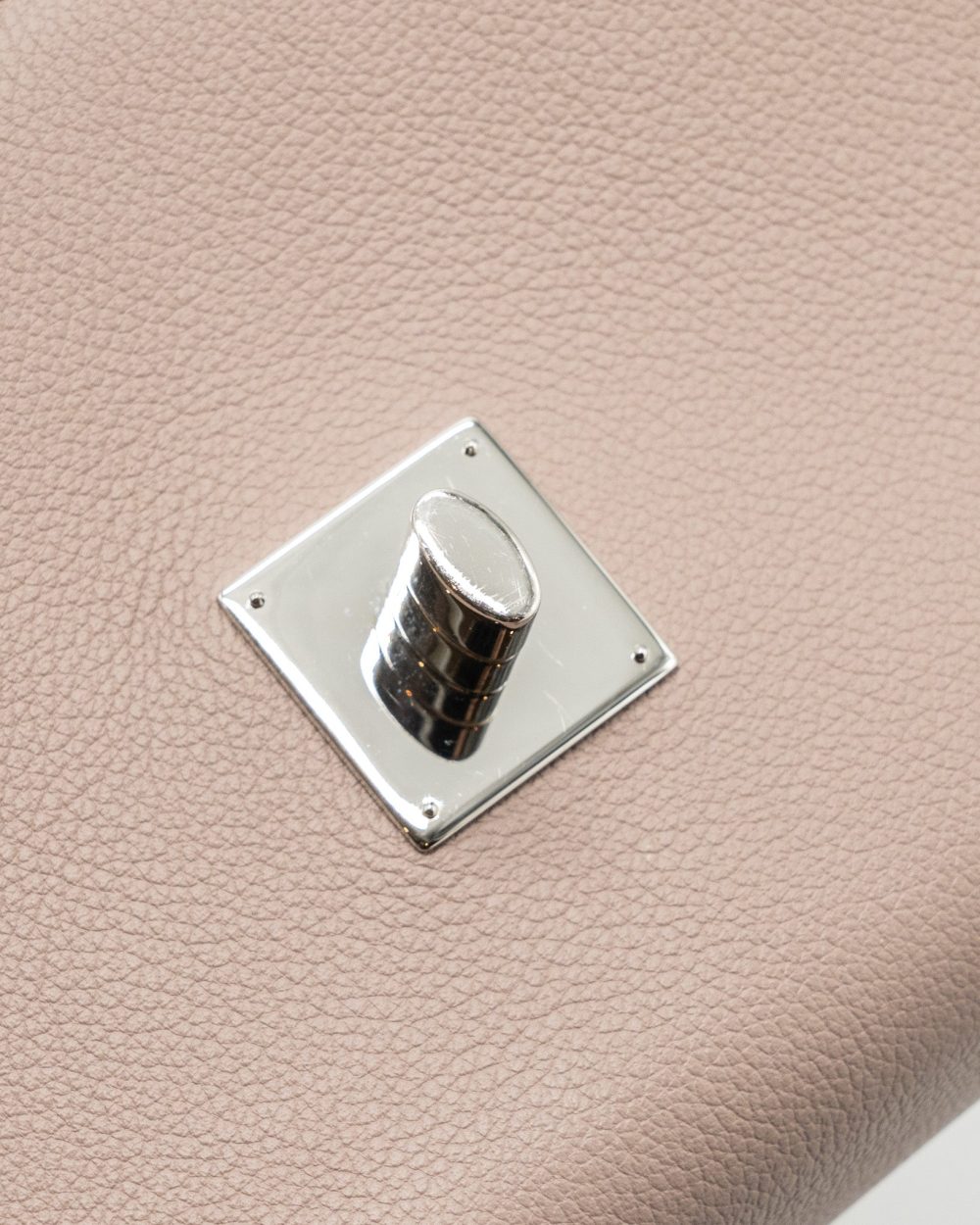 AAA Replica Louis Vuitton LV LOCK ME II BB CALFSKIN MULTICOLOR SHW