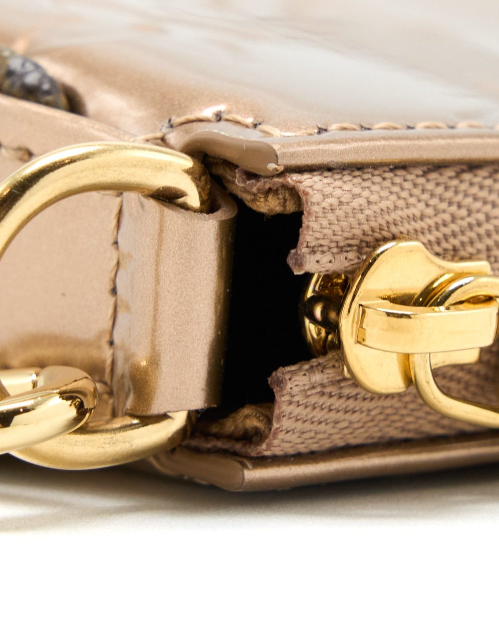 AAA Replica Louis Vuitton LV MINI POCHETTE ACCESSORIES PATENT BRONZE GHW (NEW VERSION)