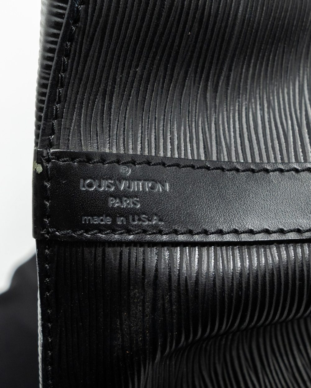 AAA Replica Louis Vuitton LV PETIT NOE EPI LEATHER BLACK GHW