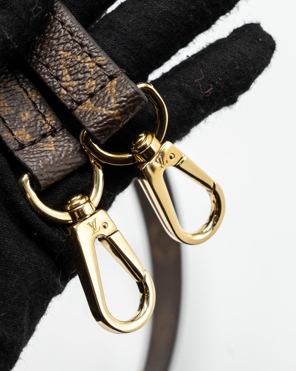 AAA Replica Louis Vuitton LV MONTAIGNE BB MONOGRAM CANVAS GHW