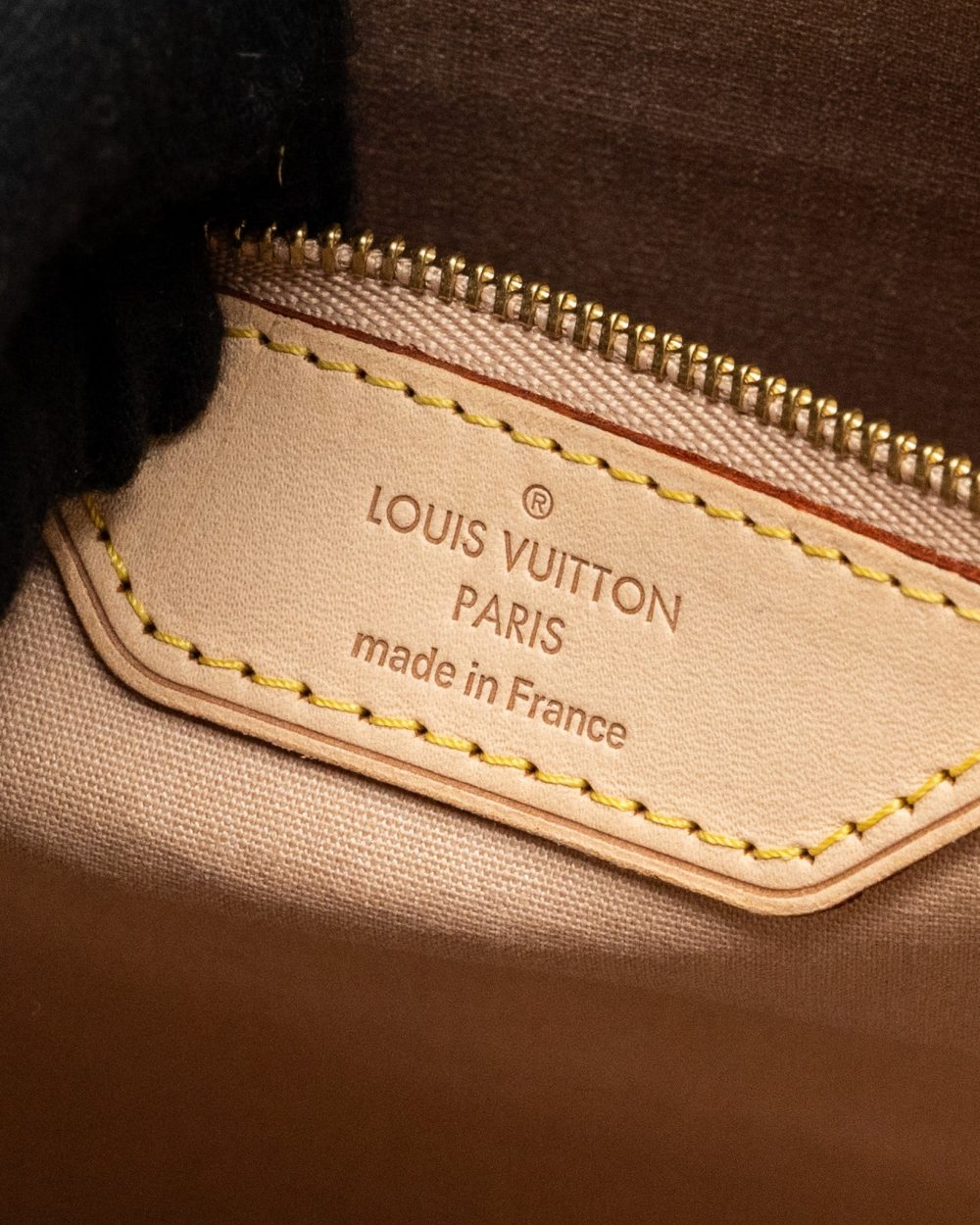 AAA Replica Louis Vuitton LV BREA MM PATENT LEATHER BEIGE GHW