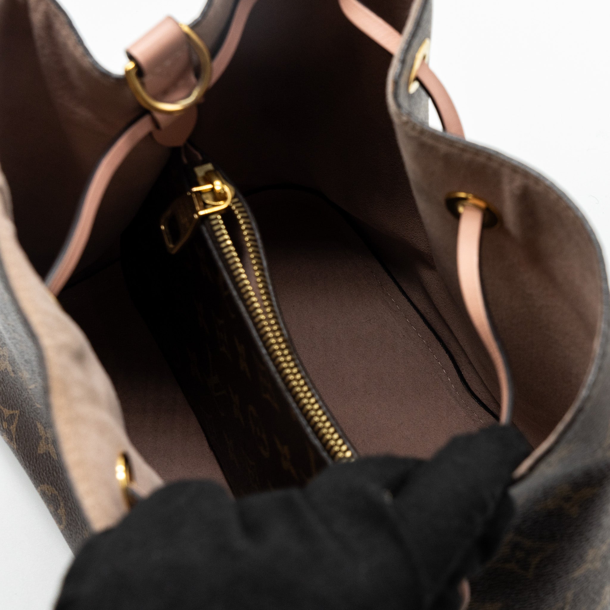 AAA Replica Louis Vuitton LV NEONOE MONOGRAM CANVAS / ROSE POUDRE GHW