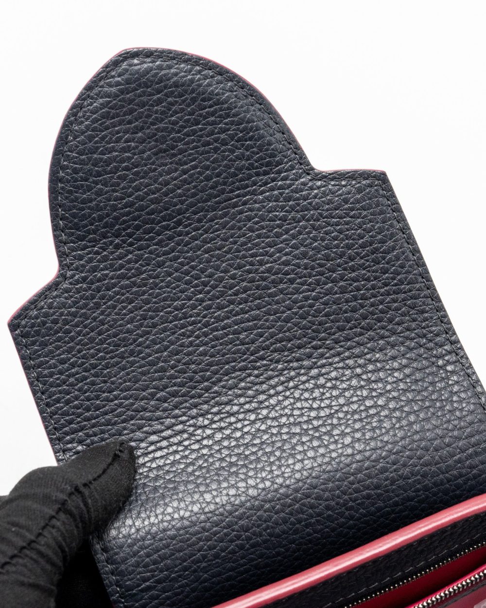 AAA Replica Louis Vuitton LV CAPUCINES BB TAURILLON NAVY SHW