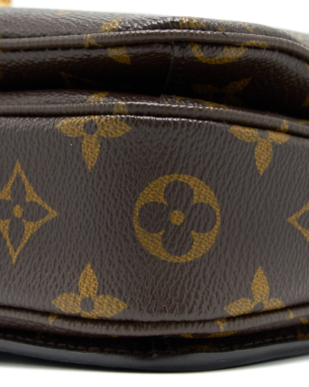 AAA Replica Louis Vuitton LV POCHETTE MÉTIS MONOGRAM CANVAS GHW