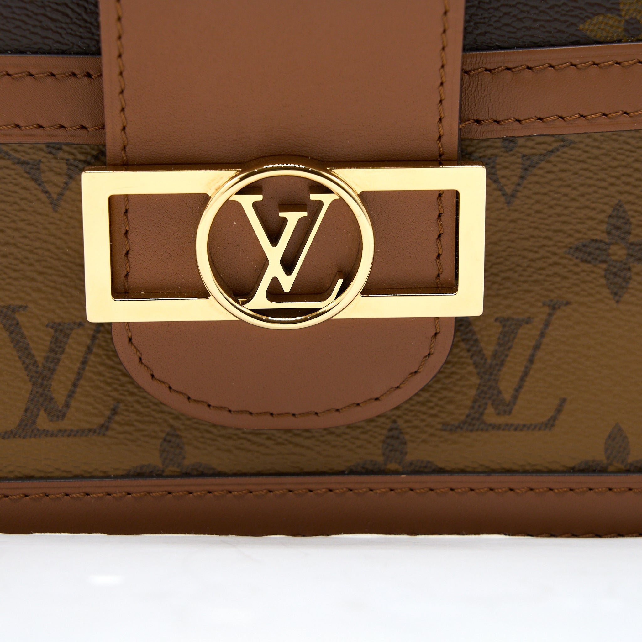 AAA Replica Louis Vuitton LV DAUPHINE MM MONOGRAM CANVAS GHW