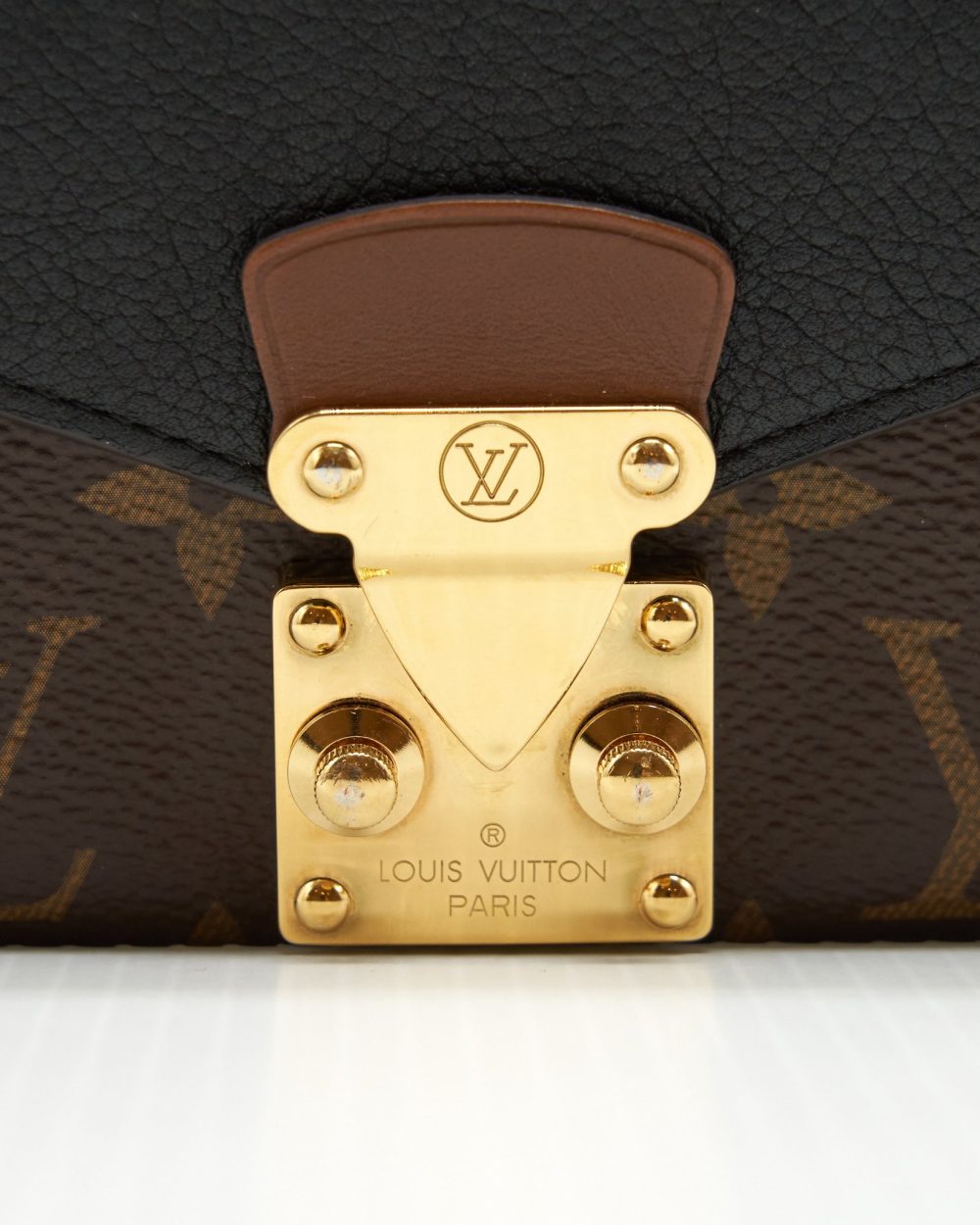 AAA Replica Louis Vuitton LV LONG WALLET BLACK/MONOGRAM CANVAS GHW