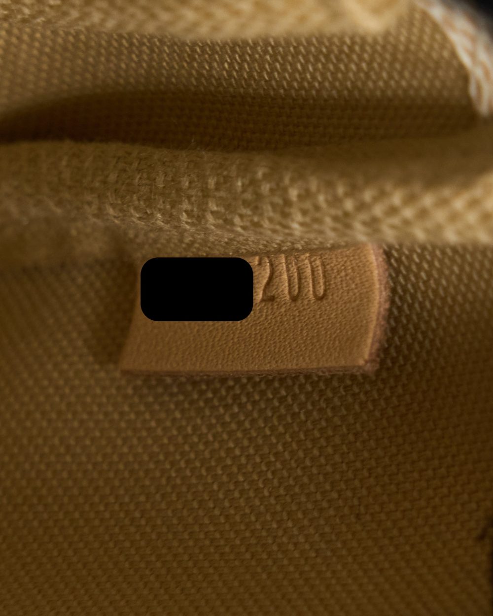 AAA Replica Louis Vuitton LV MINI POCHETTE ACCESSORIES DAMIER AZUR CANVAS GHW