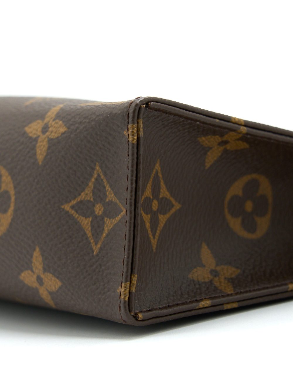 AAA Replica Louis Vuitton LV POCHE TOILETTE MONOGRAM CANVAS GHW