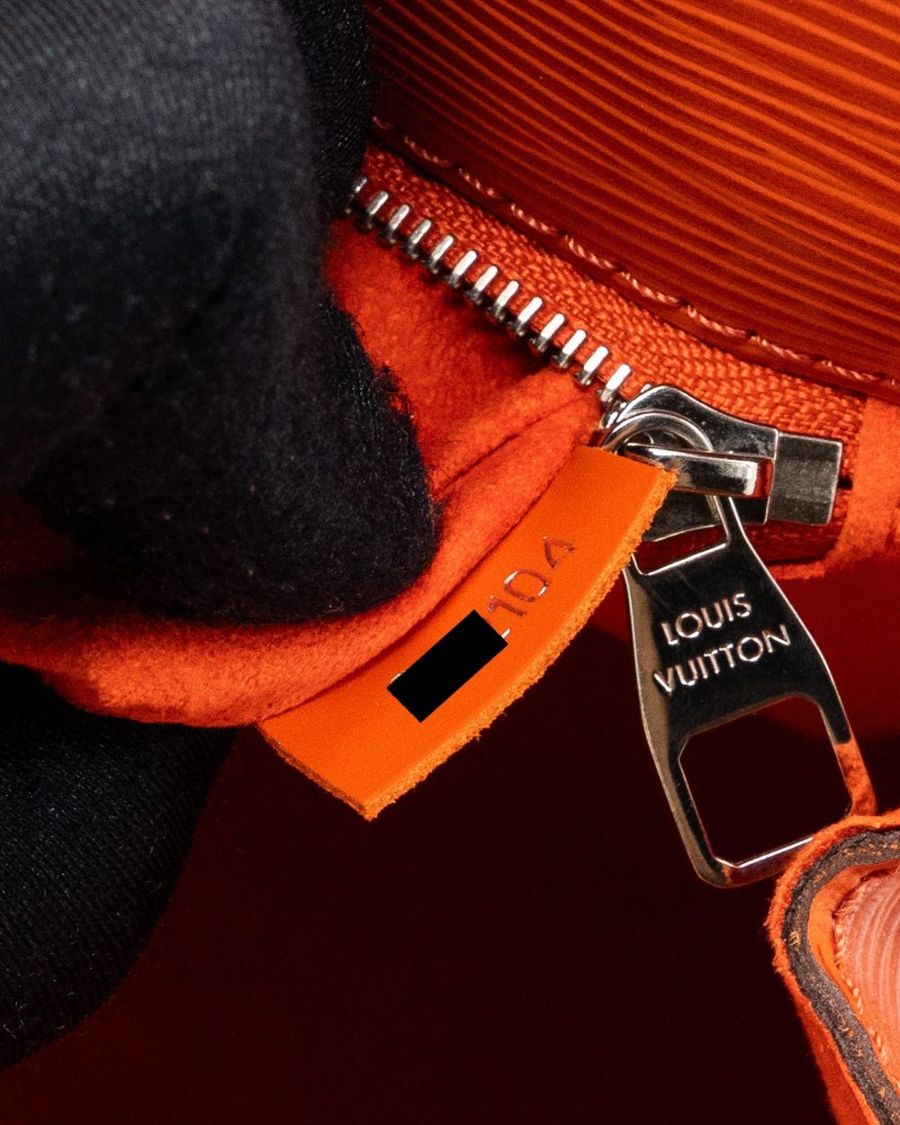 AAA Replica Louis Vuitton LV TOP HANDLE TOTE BAG EPI ORANGE SHW