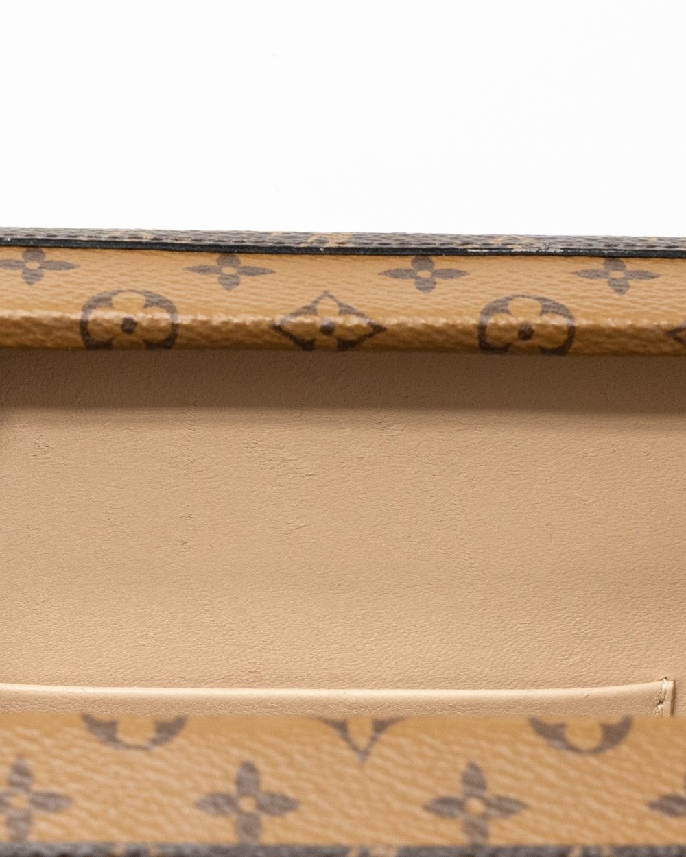 AAA Replica Louis Vuitton LV PETITE MALLE MONOGRAM REVERSE CANVAS GHW
