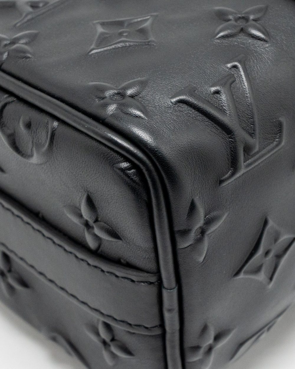 AAA Replica Louis Vuitton LV KEEPALL XS MONOGRAM SEAL COWHIDE LEATHER SO BLACK