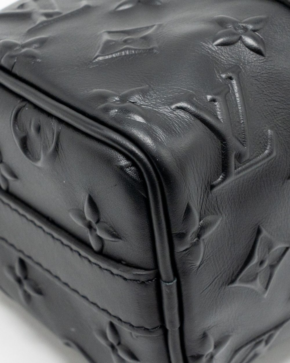 AAA Replica Louis Vuitton LV KEEPALL XS MONOGRAM SEAL COWHIDE LEATHER SO BLACK