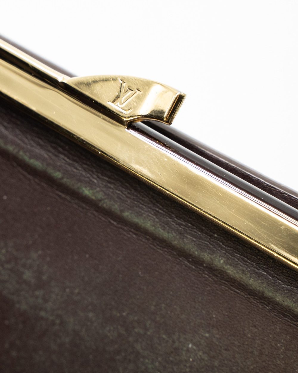AAA Replica Louis Vuitton LV PORTEFEUILLE VIENNOIS PURSE WALLET MONOGRAM VERNIS AMARANTE GHW