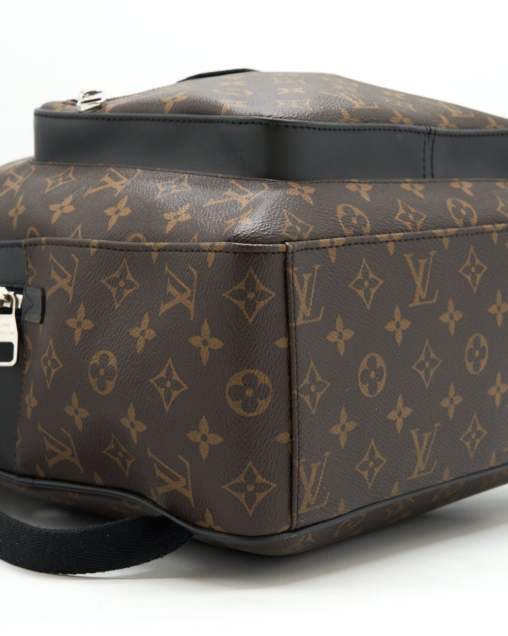 AAA Replica Louis Vuitton LV MONOGRAM CANVAS BACKPACK