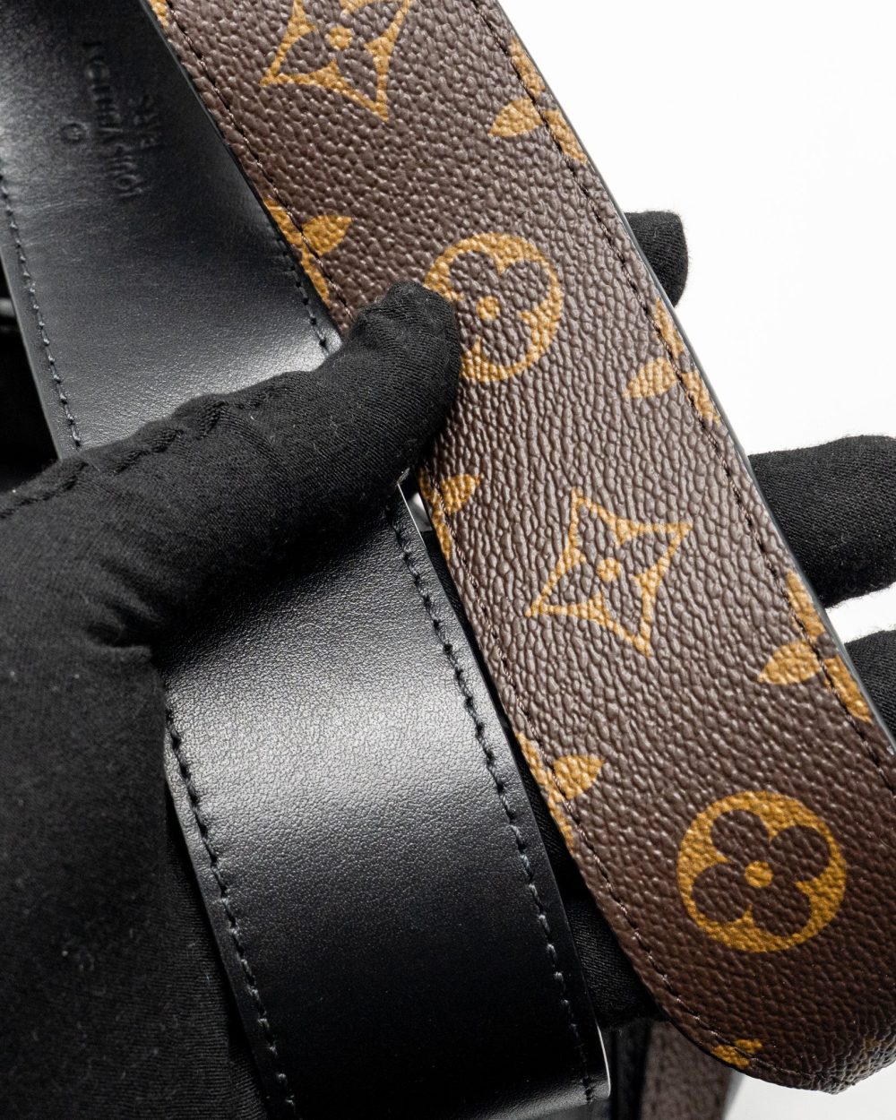 AAA Replica Louis Vuitton LV CARRYALL VIBE MM LAMBSKIN/MONOGRAM CANVAS BLACK SHW