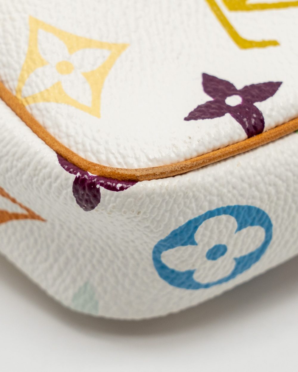 AAA Replica Louis Vuitton LV TAKASHI MURAKAMI POCHETTE ACCESSORIES MONOGRAM WHITE/MULTICOLOUR GHW