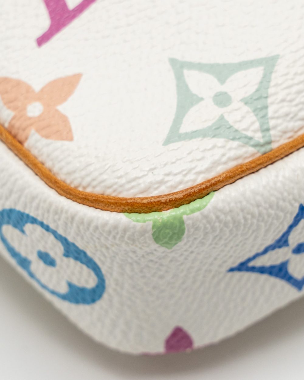 AAA Replica Louis Vuitton LV TAKASHI MURAKAMI POCHETTE ACCESSORIES MONOGRAM WHITE/MULTICOLOUR GHW