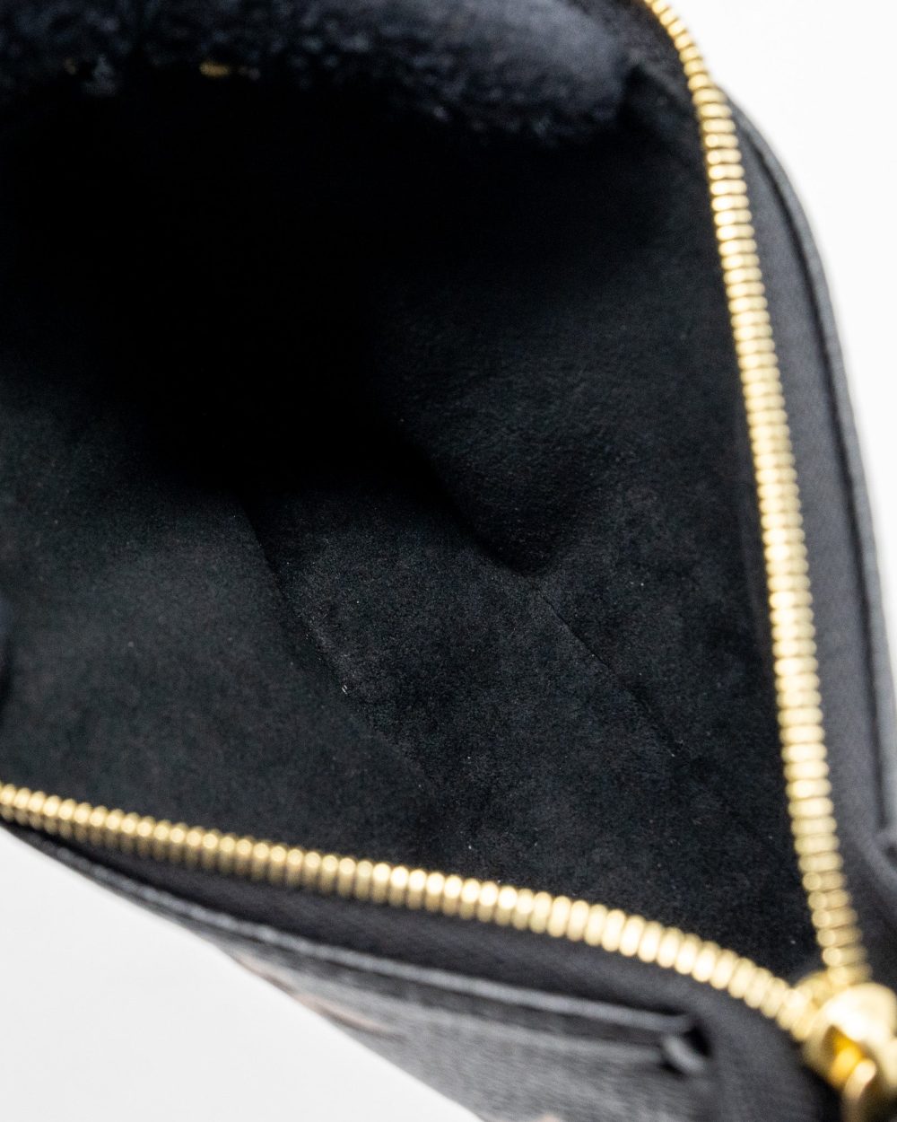 AAA Replica Louis Vuitton LV MINI POCHETTE ACCESSORIES MONOGRAM EMPREINTE BLACK/ BEIGE GHW