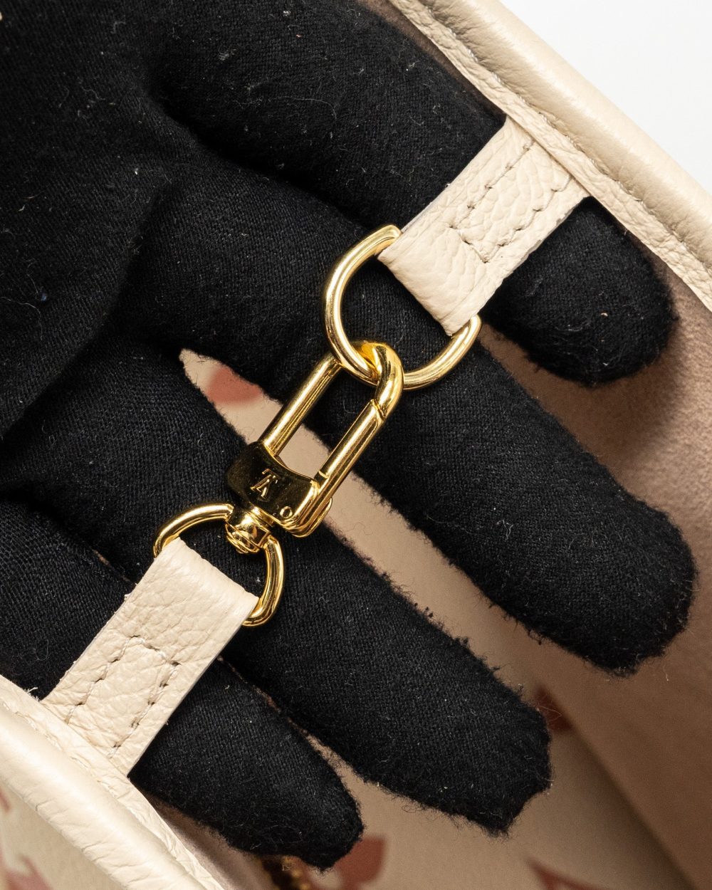 AAA Replica Louis Vuitton LV NEVERFULL MM MONOGRAM EMPREINTE CRÈME/ROSE TRIANON GHW