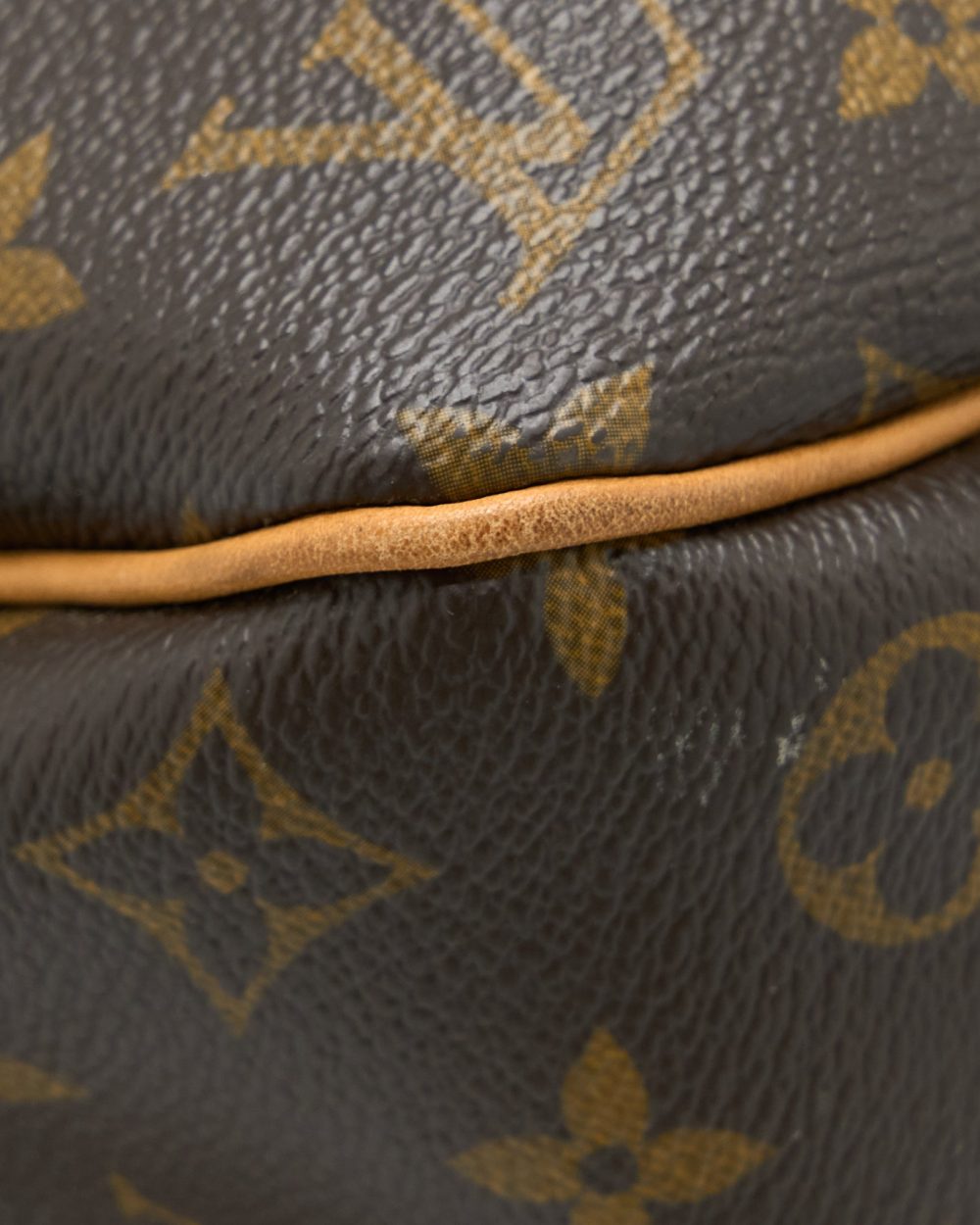 AAA Replica Louis Vuitton LV GALLIERA BAG MONOGRAM CANVAS GHW