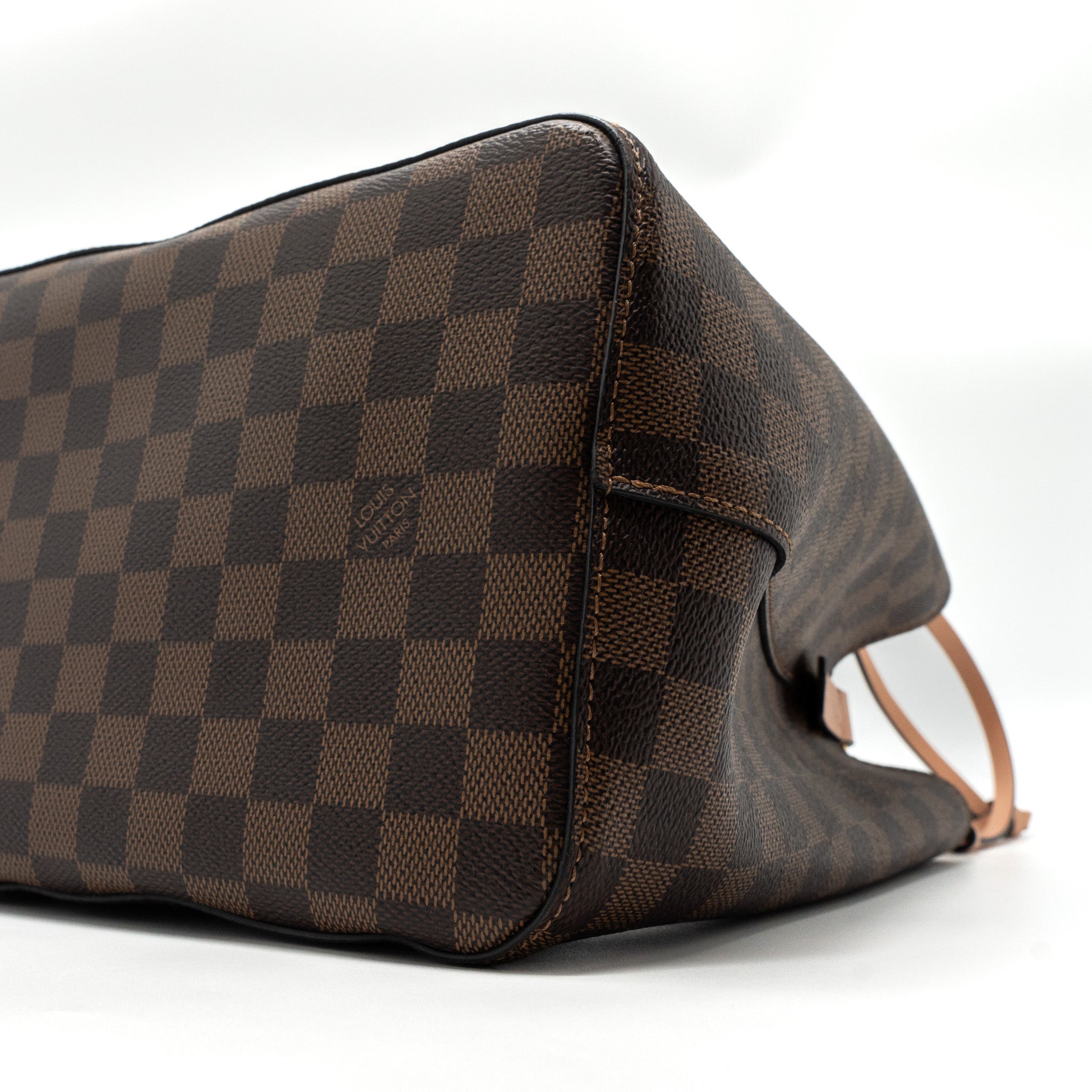 AAA Replica Louis Vuitton LV NEONOE MM DAMIER EBENE CANVAS LIGHT PINK GHW