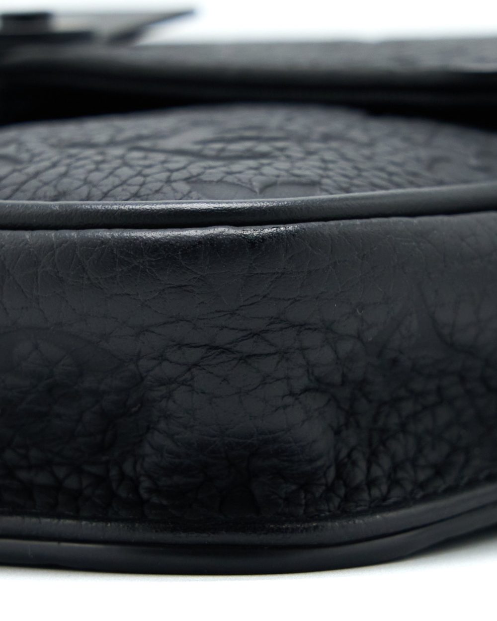 AAA Replica Louis Vuitton LV S LOCK SLINGBAG MONOGRAM-EMBOSSED TAURILLON BLACK BLACK HARDWARE (NEW VERSION)
